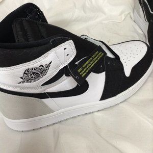 Deadstock bleached coral hightop jordan 1s